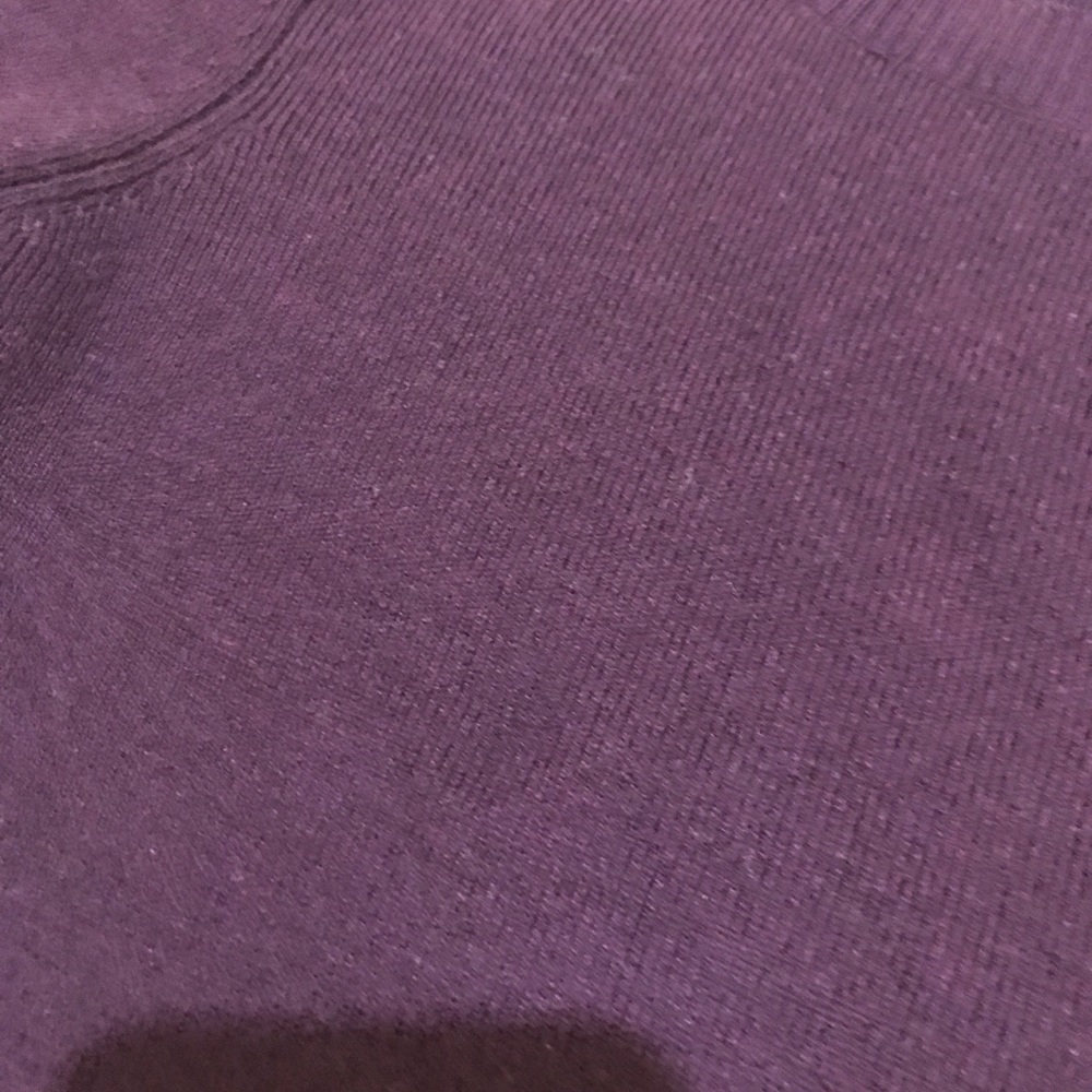 Express Sweater - Picture 2 of 3